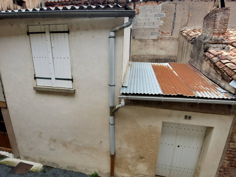 Garage  30 m² — photo 1