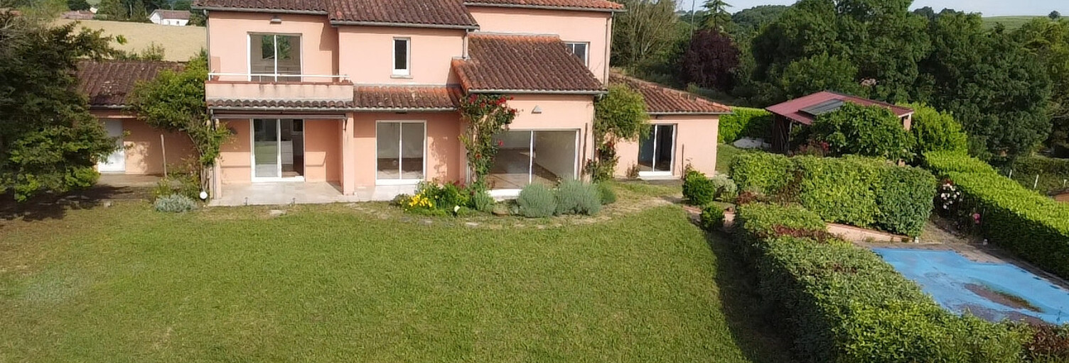 Maison 8 Pièces 220 m² à vendre à Rabastens (81800)