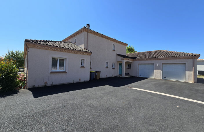 Vente maison 7 pièces 243 m² Albi (81000) — photo 2