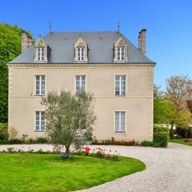 Maison 12 pièces 1099000 €