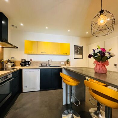 Immeuble  599000 €