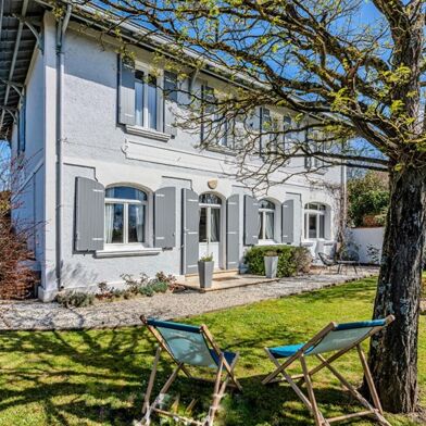 Maison 10 pièces 836000 €
