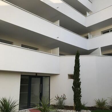 Appartement 3 pièces 805 €
