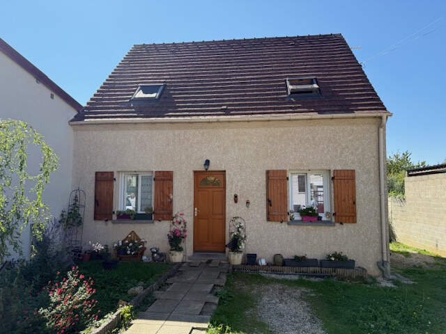 Maison 90 m2 - LA FERTE-GAUCHER Centre — photo du bien