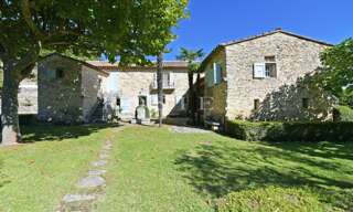 Maison 8 Pièces 180 m² à vendre à Oppède (84580)