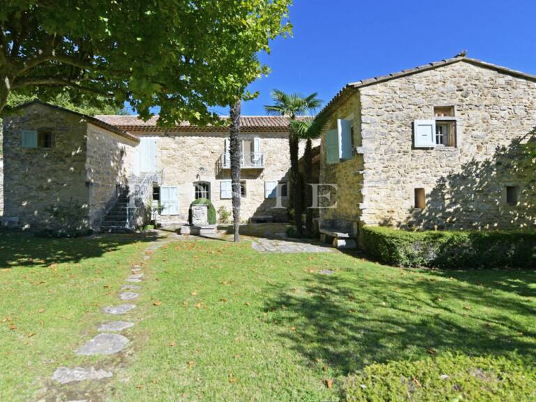 Propriété de charme au cœur d’un vallon du Luberon — photo 1
