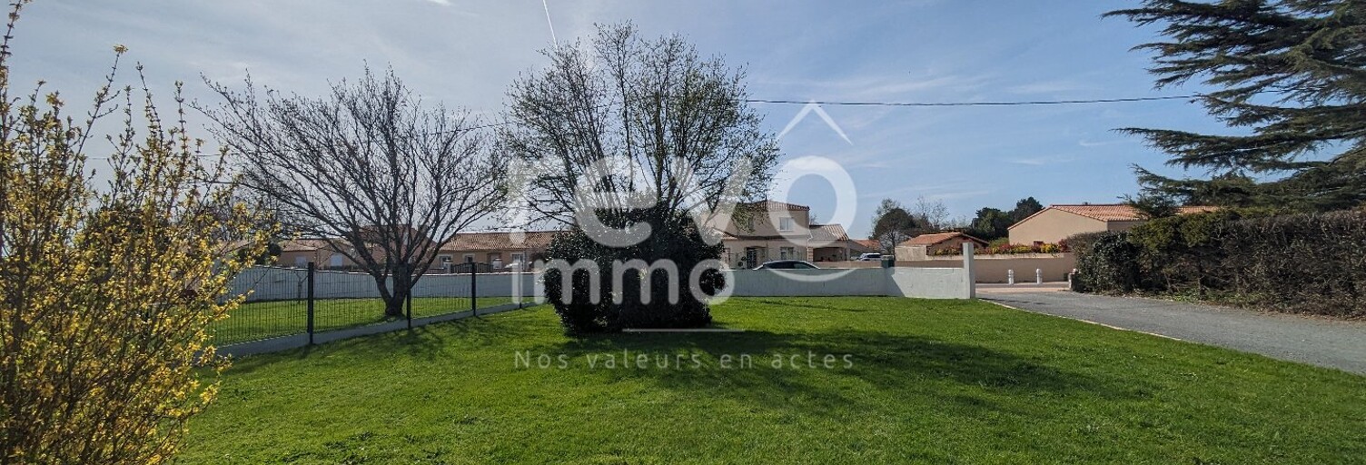 Terrain  328 m² à vendre à Saint-Philbert-de-Grand-Lieu (44310)