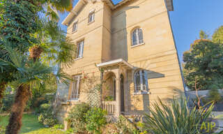 Maison 10 Pièces 207 m² à vendre à Bordeaux (33200)