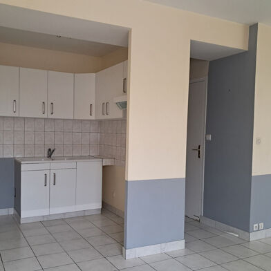 Appartement 3 pièces 520 €