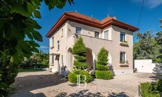 Maison 7 Pièces 325 m² à vendre à Bron (69500)