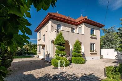 Maison 7 pièces 1490000 €
