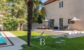 Maison 7 Pièces 325 m² à vendre à Bron (69500)