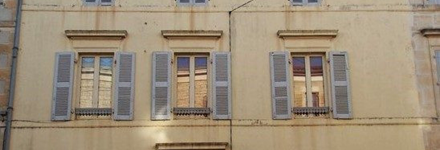 Immeuble  180 m² à vendre à Fontenay-le-Comte (85200)