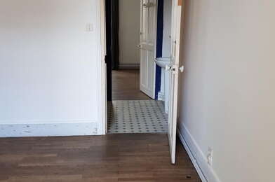 Appartement 4 pièces 1021 €