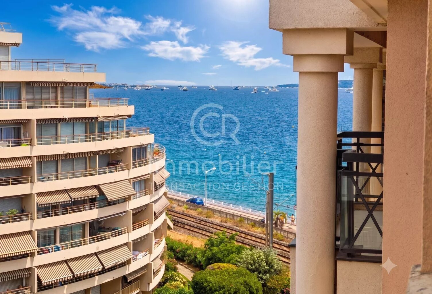 Studio 27 m² - Dernier étage - Proche des plages — photo 1