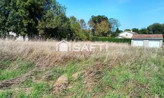 Garage   m² à vendre à Val-de-Livenne (33820)