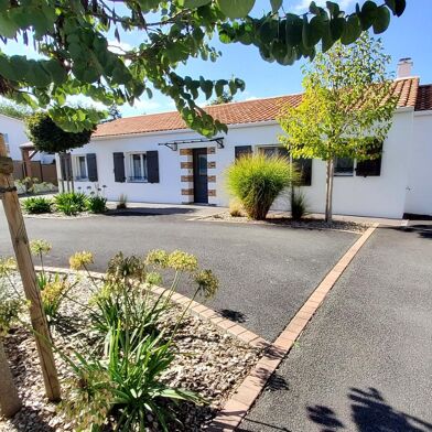 Maison 5 pièces 329900 €