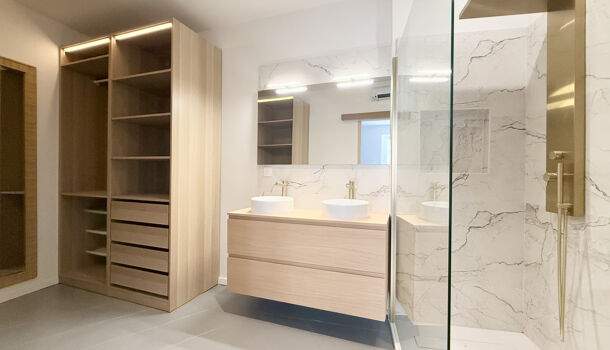 Maison de Village  5 pièces  à vendre Bernis 30620