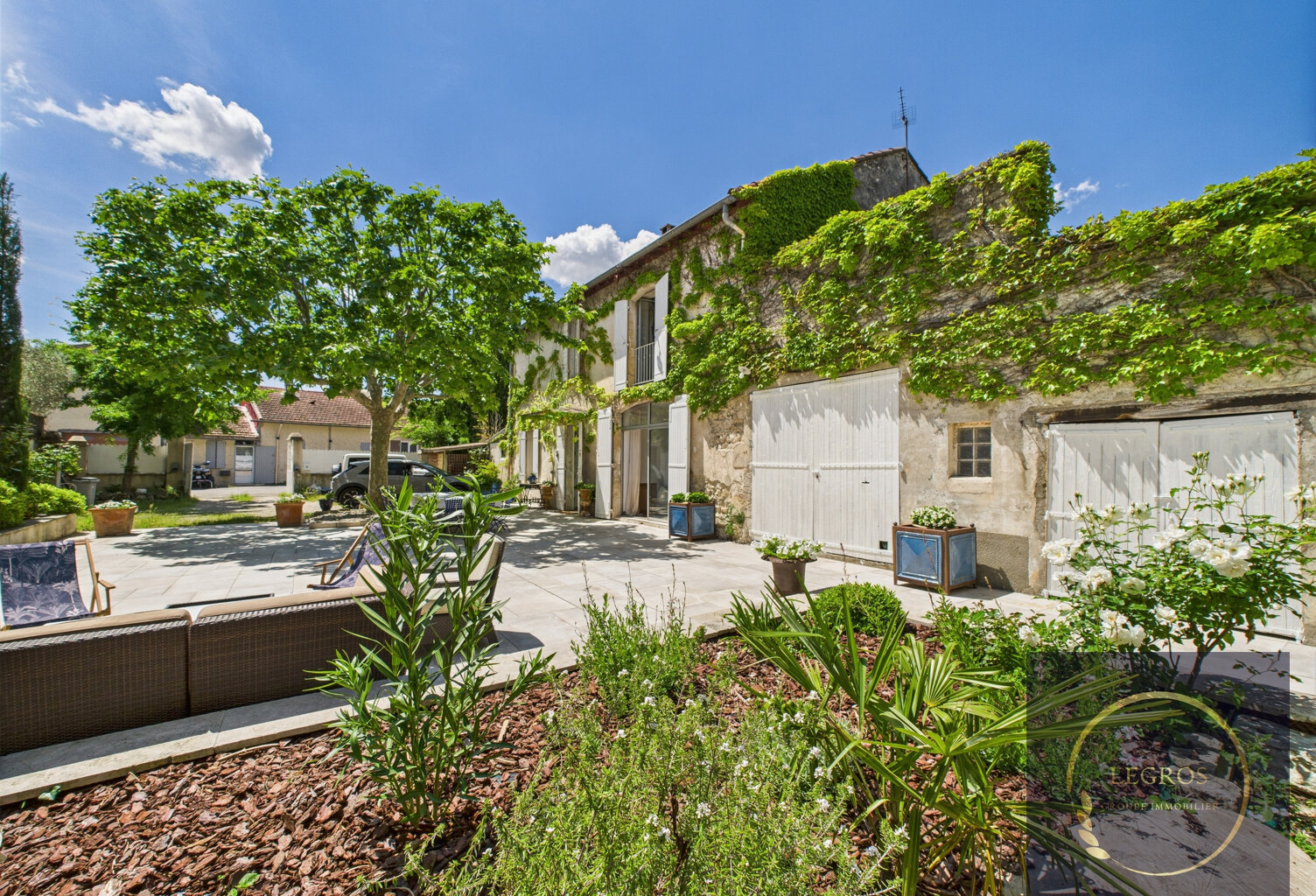 Mas 210m2 Centre ville de Noves — photo 1