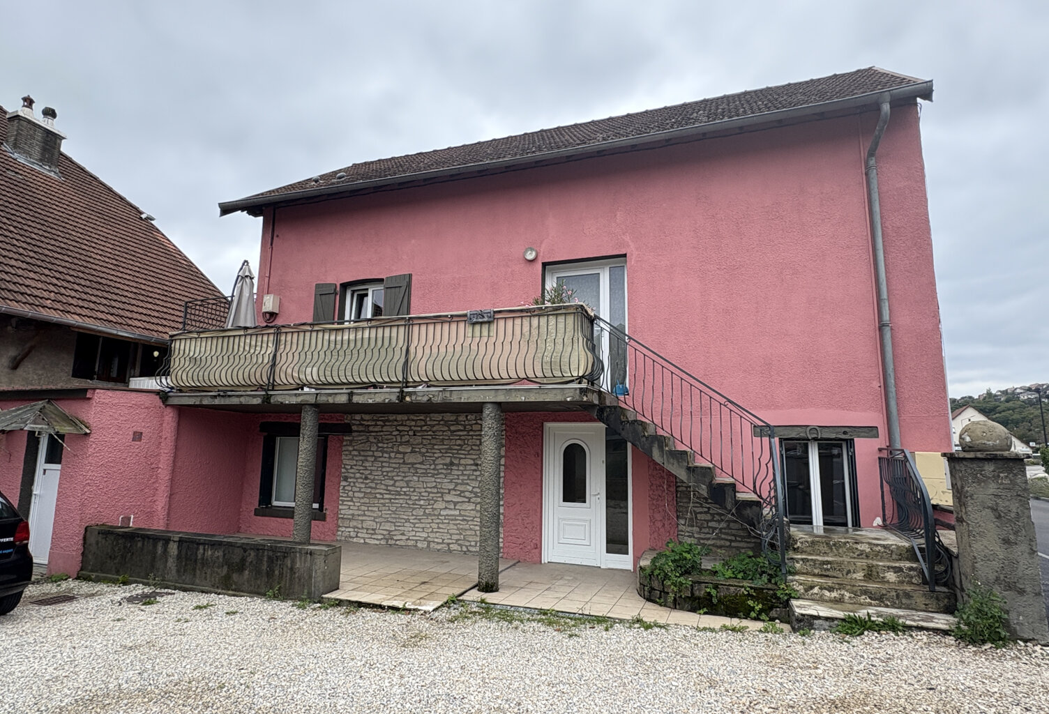 Appartement T4 - 76 m2 - Thise — photo 1