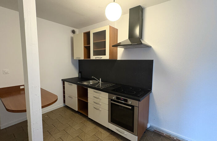 Appartement T4 - 76 m2 - Thise — photo 3