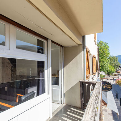 Appartement 4 pièces 242000 €