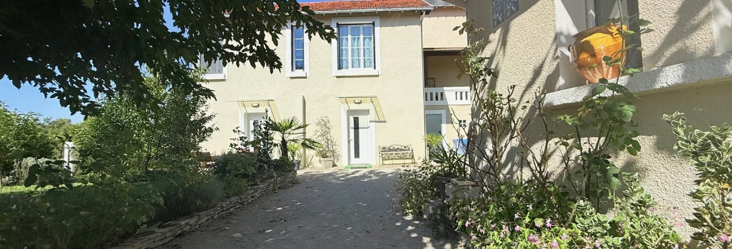 Maison 9 Pièces 190 m² à vendre à Lamagdelaine (46090)