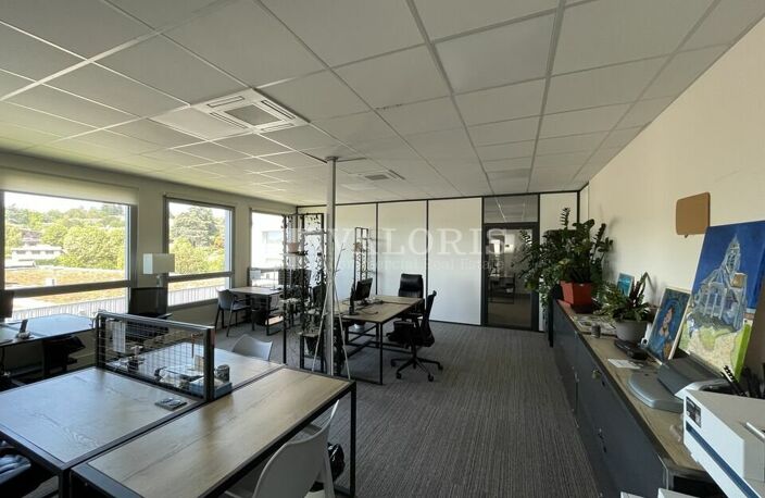 BUREAUX à LOUER — photo 2