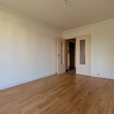 Appartement 3 pièces 75500 €