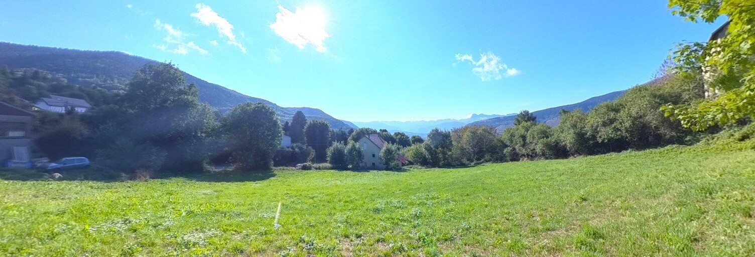 Terrain  1108 m² à vendre à La Motte-d'Aveillans (38770)