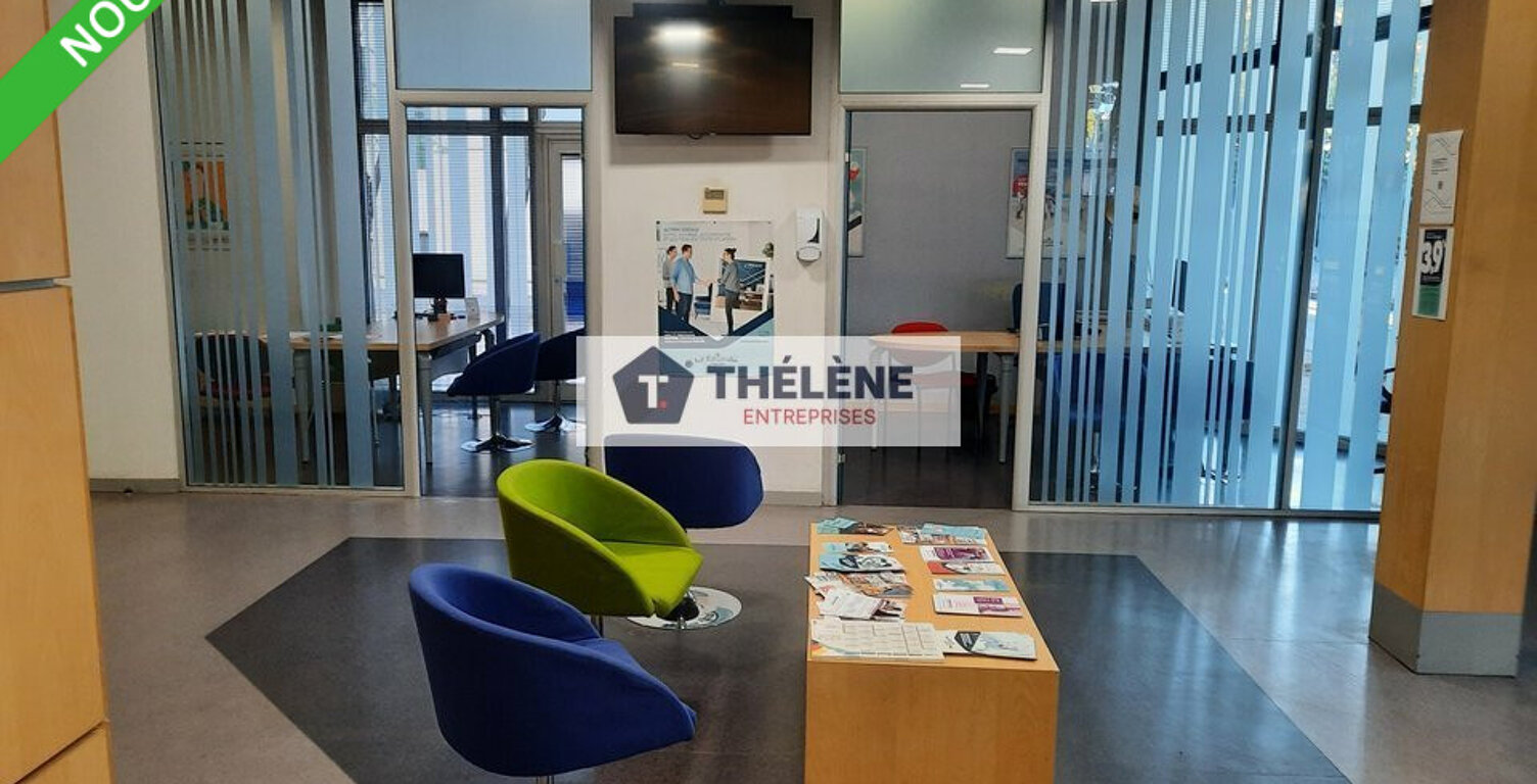 BUREAUX à LOUER — photo 1