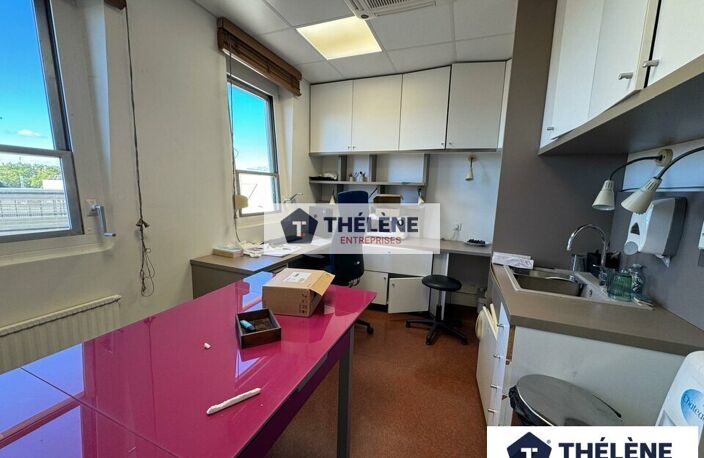 BUREAUX à VENDRE — photo 3