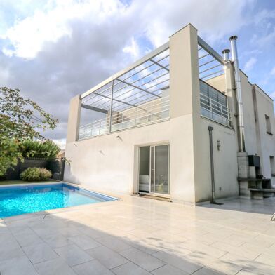 Maison 6 pièces 610000 €