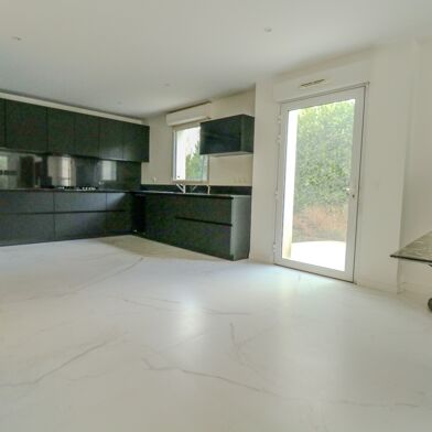 Maison 6 pièces 610000 €