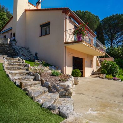 Maison 7 pièces 369000 €