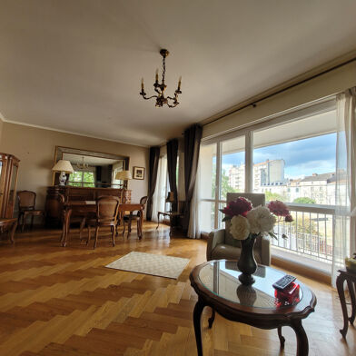 Appartement 4 pièces 162640 €