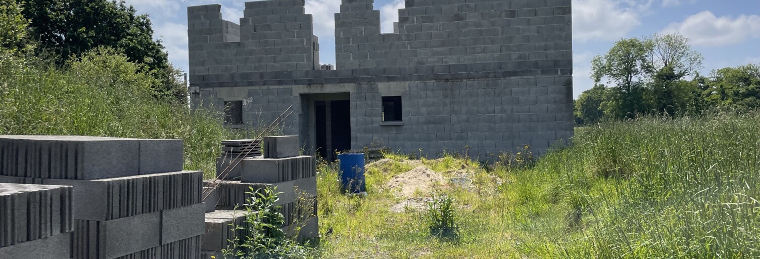 Terrain  2024 m² à vendre à Ploubezre (22300)