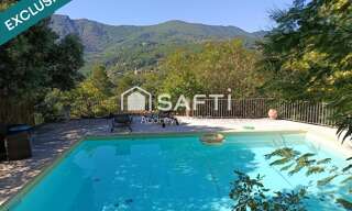 Maison 8 Pièces 204 m² à vendre à Les Vans (07140)