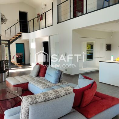 Maison 10 pièces 895000 €