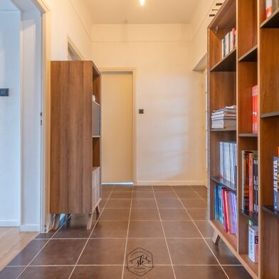 Appartement 5 pièces 259000 €