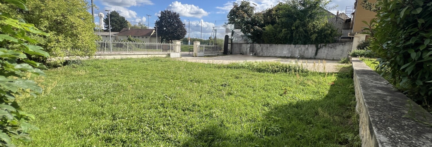 Immeuble  395 m² à vendre à Carrières-sous-Poissy (78955)