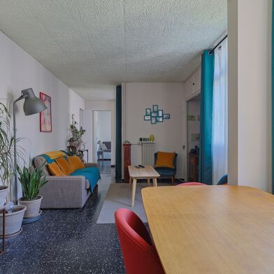 Appartement 4 pièces 254000 €