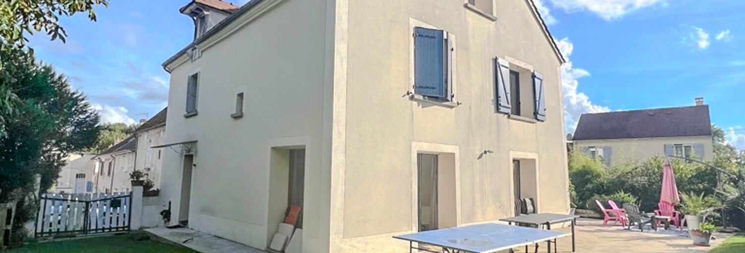 Maison 8 Pièces 235 m² à vendre à Bouleurs (77580)