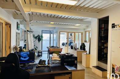 Commerce  530000 €