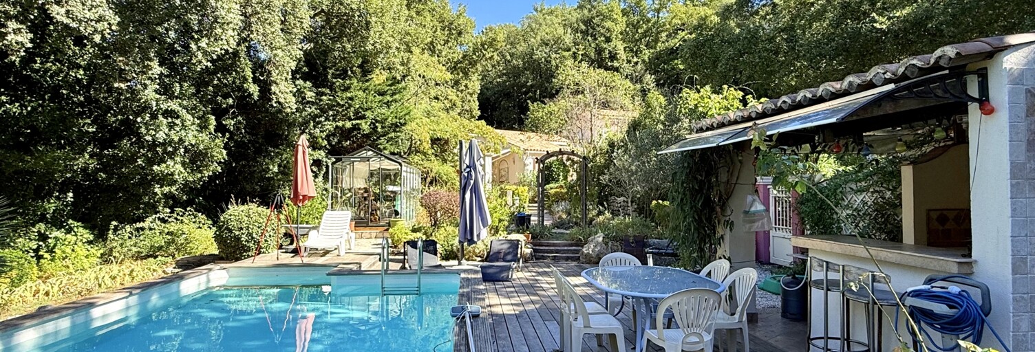 Maison 8 Pièces 280 m² à vendre à La Garde-Freinet (83680)