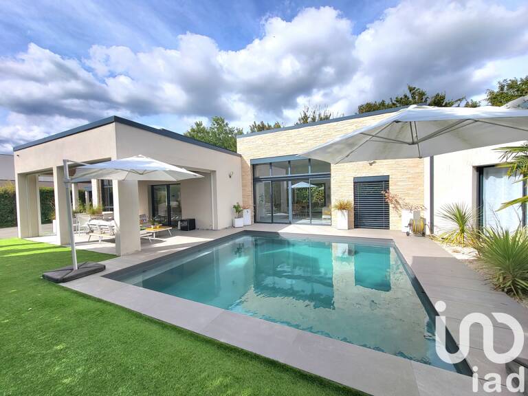 Vente Maison/villa 9 pièces — photo 1