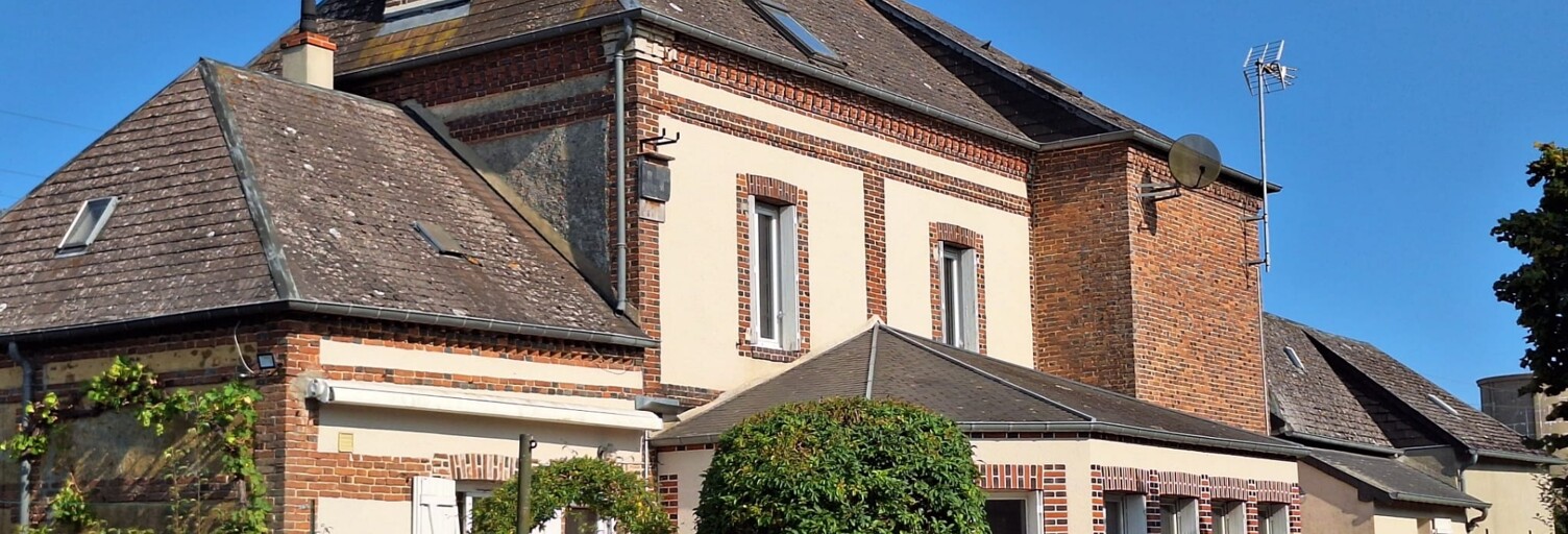 Maison 12 Pièces 175 m² à vendre à Mesnil-en-Ouche (27330)