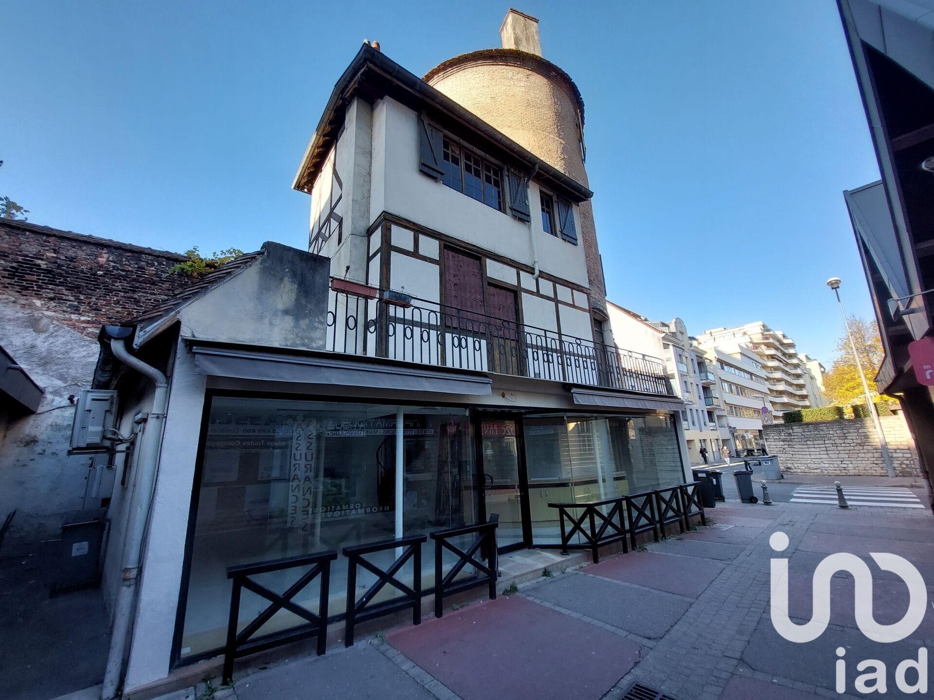 Vente Immeuble 131 m² - Photo 2