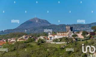 Terrain  3000 m² à vendre à Châteaugay (63119)