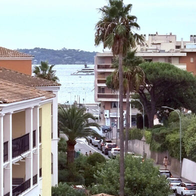 Appartement 1 pièces 157940 €